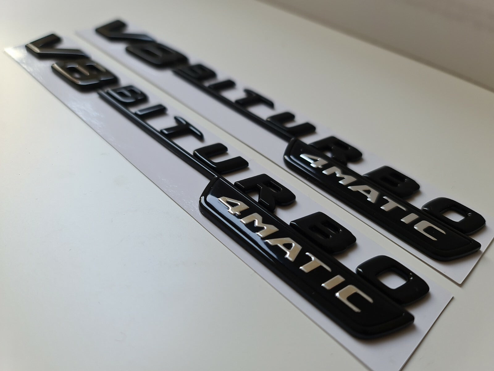 Pair of V8 Biturbo 4matic side wing badge emblem gloss black for Mercedes amg