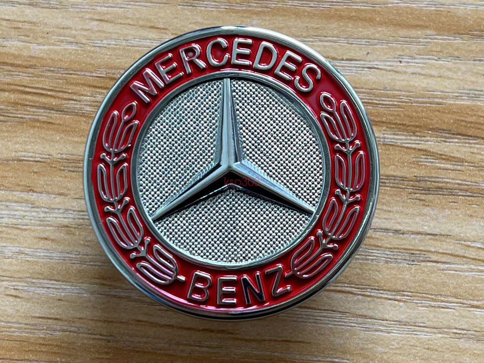 Chrome RED Front Grille Badge Emblem for Mercedes-Benz W205 W222 A2228170116