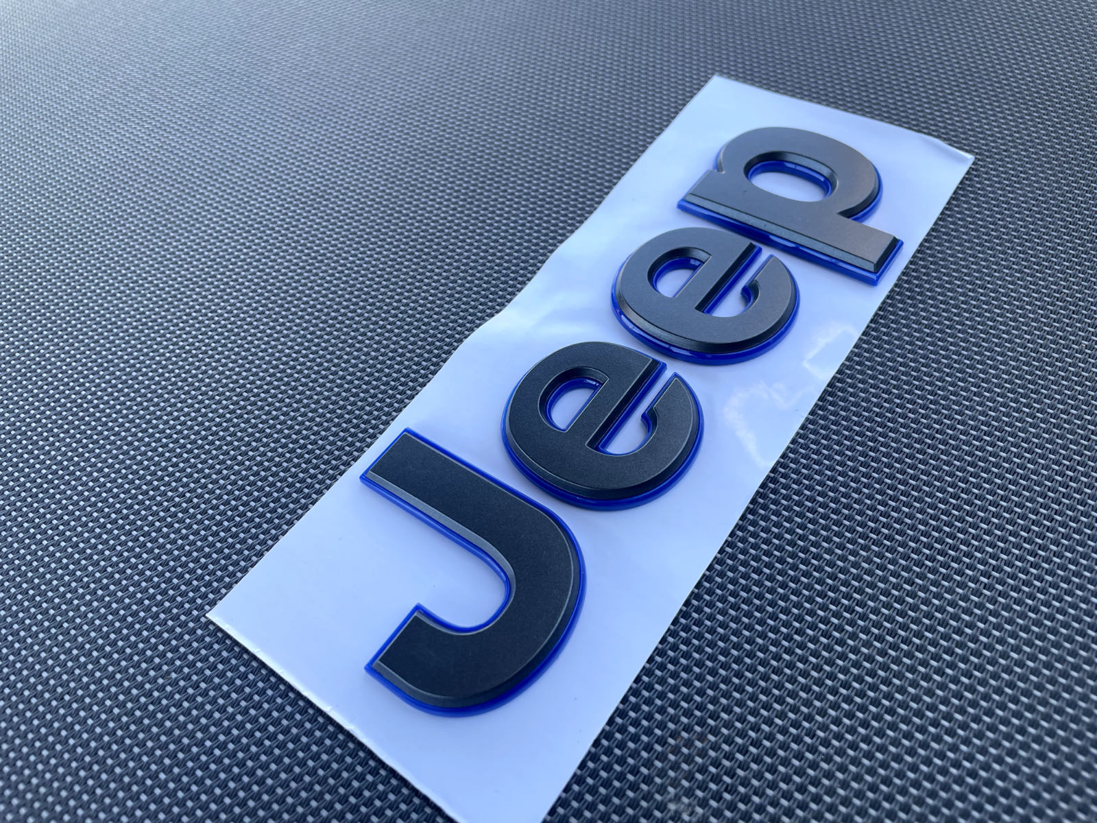 Jeep 1 (one) 2018-2024 Wrangler/Gladiator Fender Dark Gray w/Blue Outline Emblem Badge