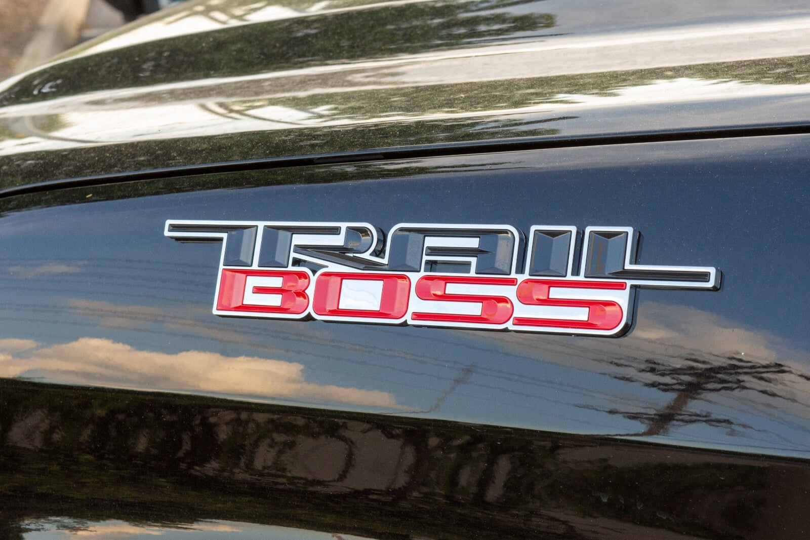 2 x Black Red 2000-2024 Silverado Z71 Trailboss Emblem Badge Nameplate