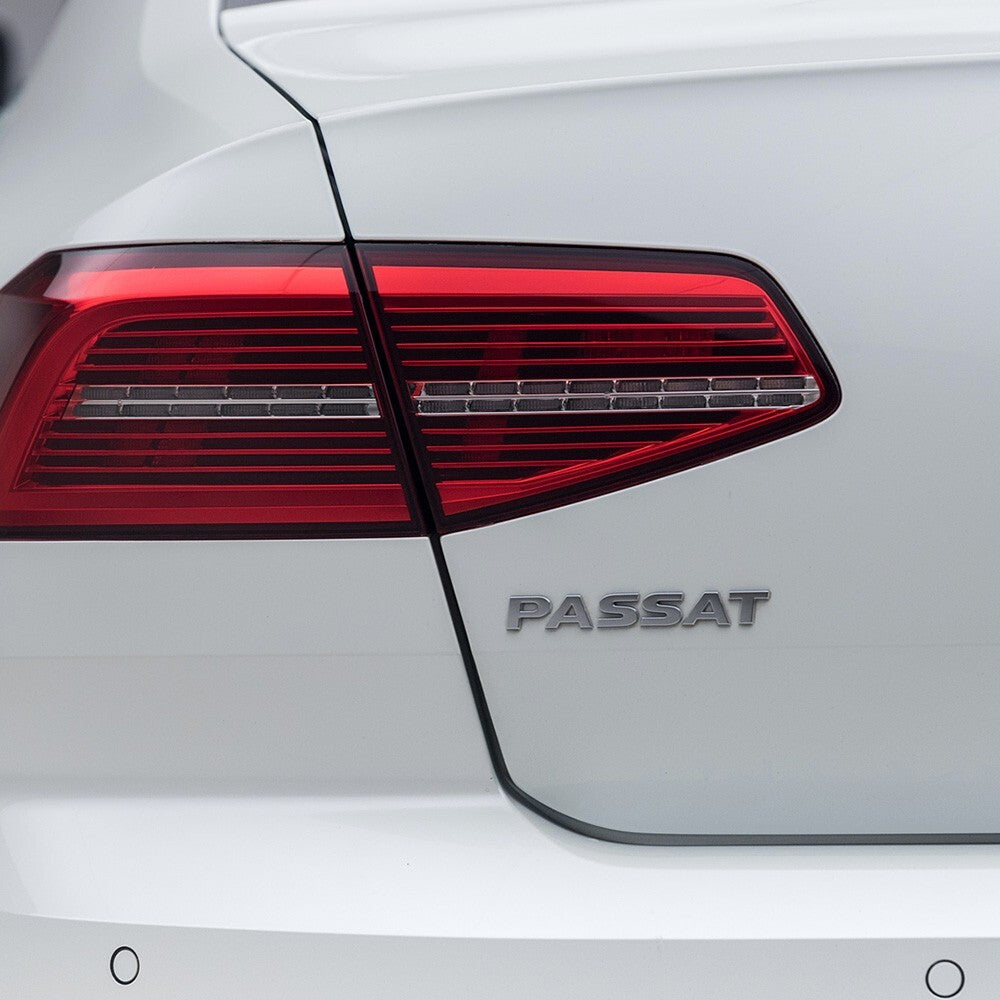 12-19 Volkswagen Passat Rear Truck Lid Nmaeplate Badge Emblem Chrome