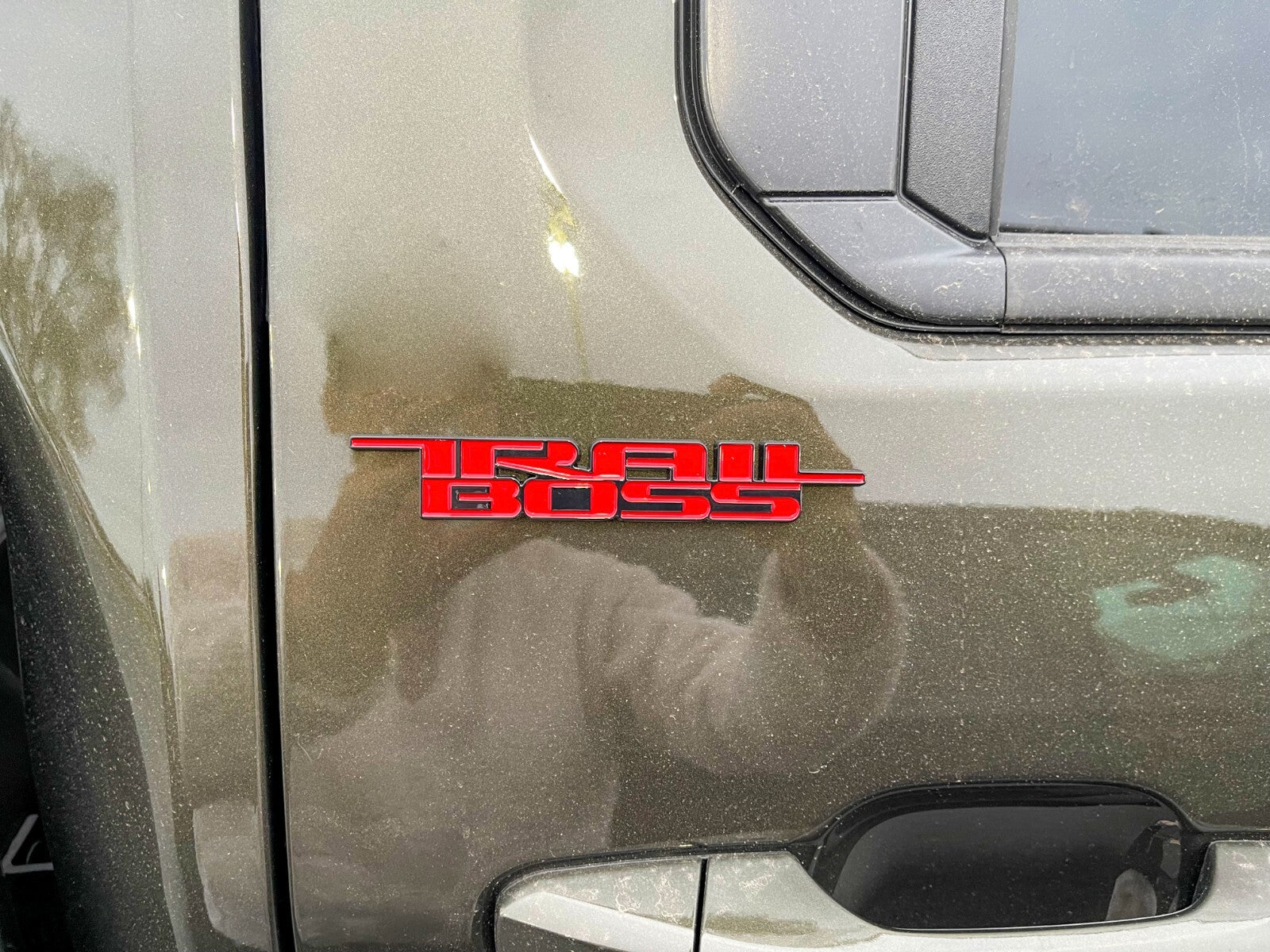 3pcs 2019-2026 for Chevrolet Silverado 1500 Trail Boss Door Bed Badge Emblem Red